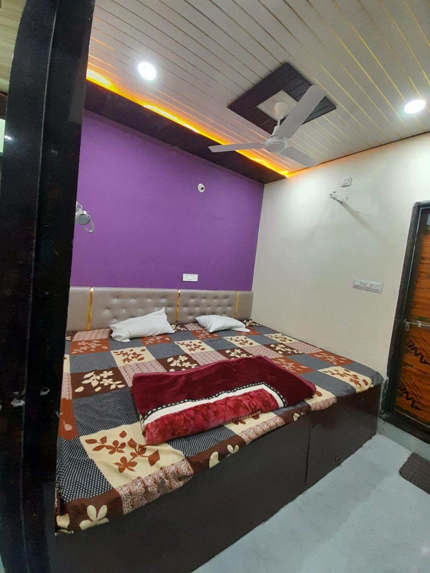 Hotel Maheshwari Palace Ujjain Eksteriør billede